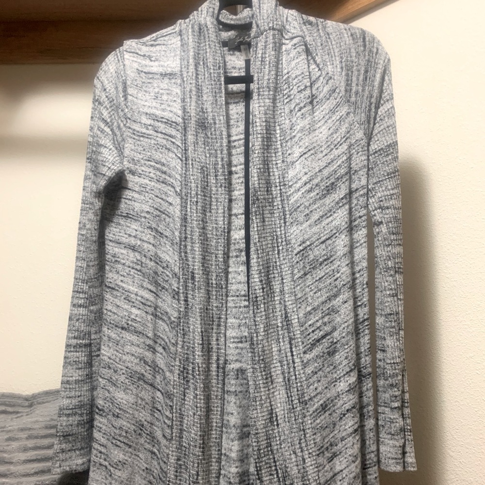 Long Grey Cardigan - Great coverage! - Picture 1 of 4